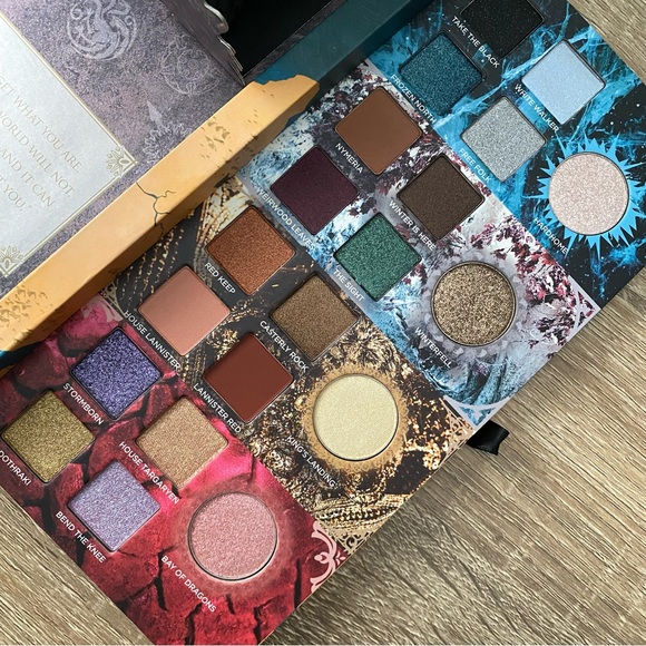Urban Decay - Game of Thrones Eyeshadow Palette - Picture 6 of 8